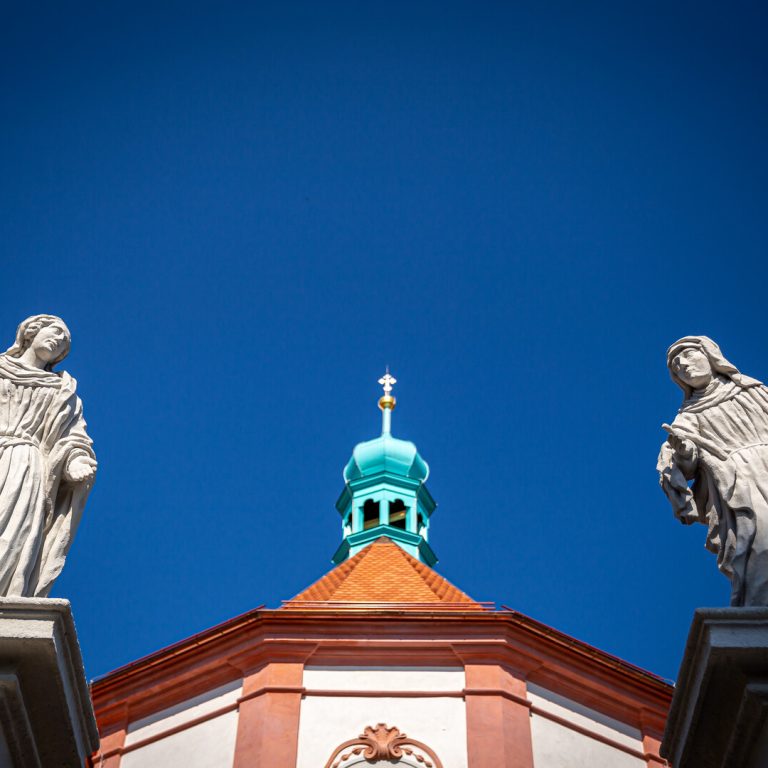 (c) Roman ALBRECHT / Člověk a víra